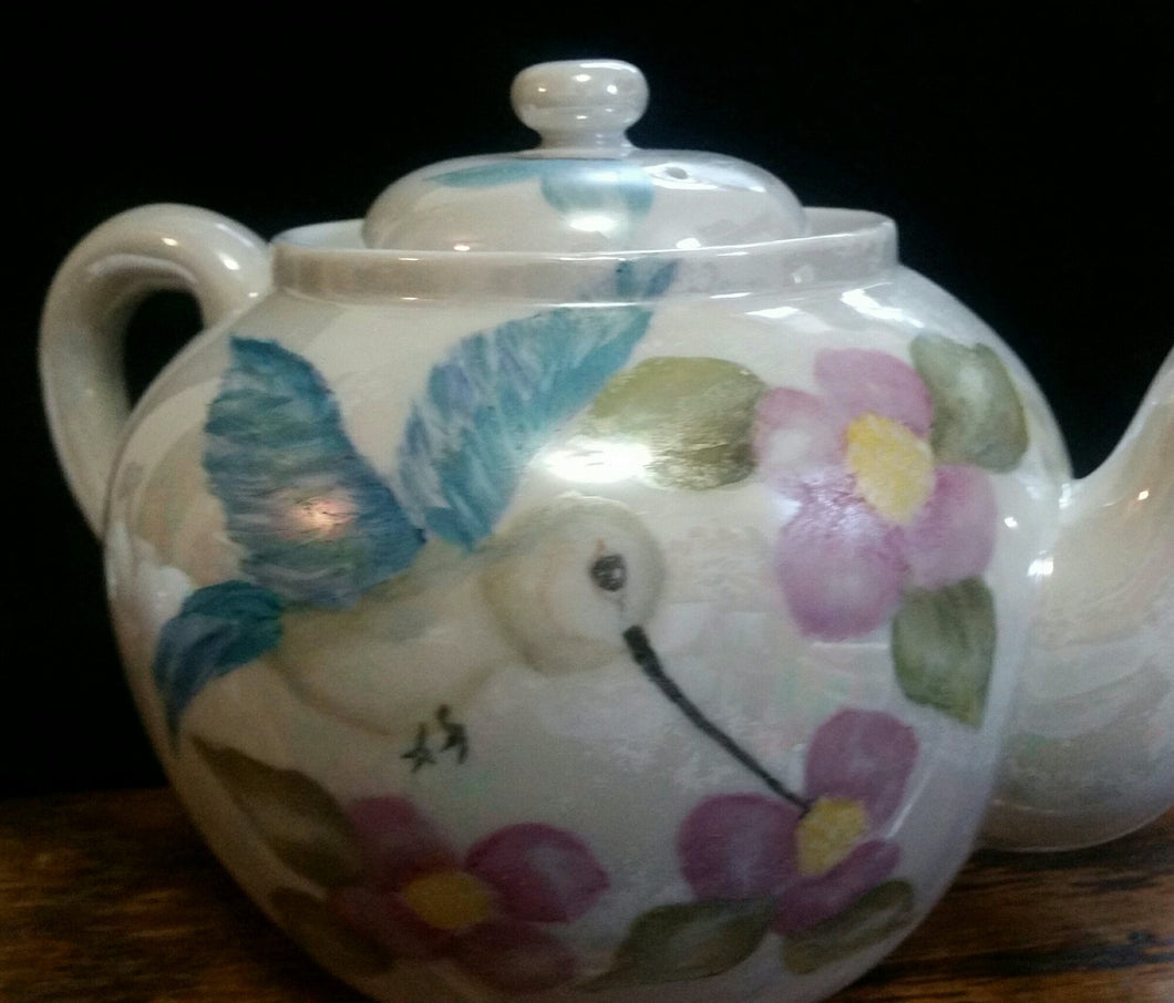 Hand Painted Tea Pot with a Hummingbird and Lizard